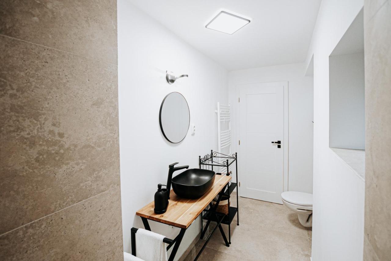 Authentic Old Town Retreat Apartment Sibiu Bagian luar foto